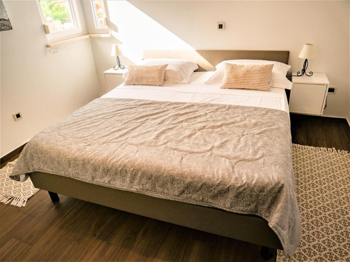 Apartment Sea&Mountain Виньерац Экстерьер фото
